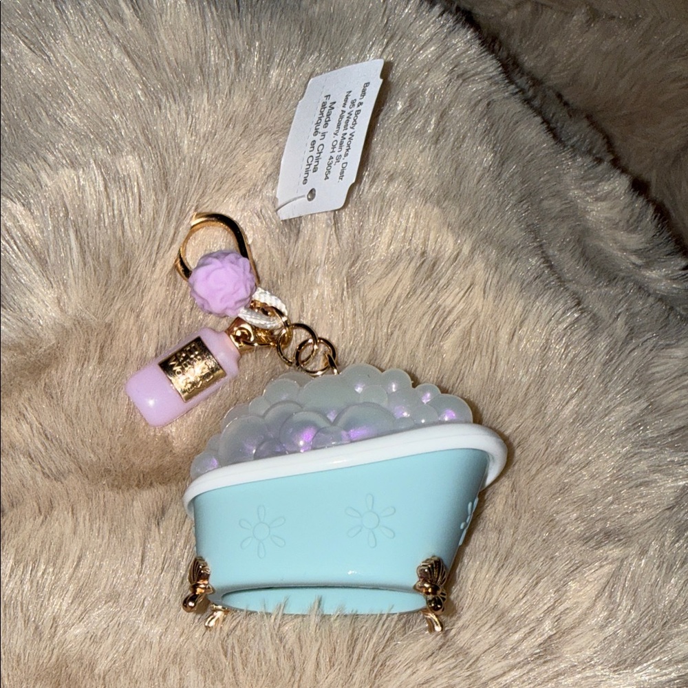 Bath & Body Works Pastel Bathtub Keychain with Purple Charm